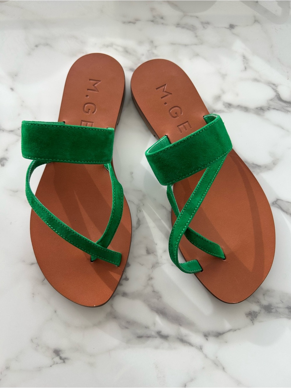 New M. Gemi The Medio green suede Strappy flat sandals 35.5